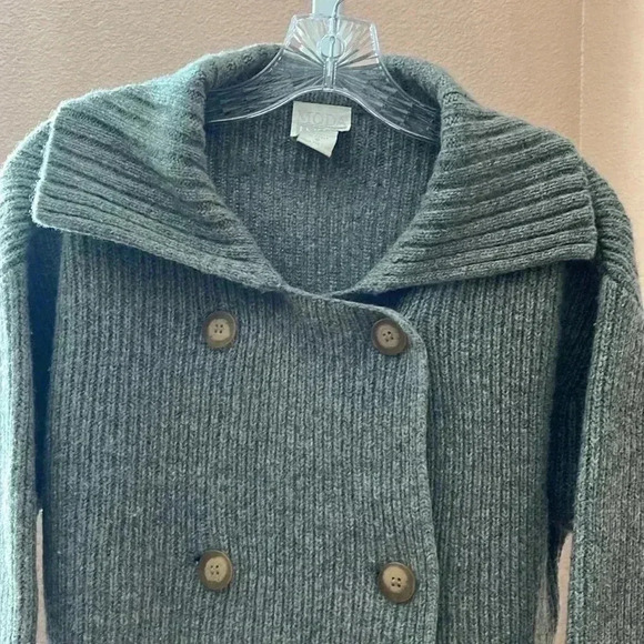MODA INT’L size small (oversized) 100% Lambs Wool - Picture 6 of 11